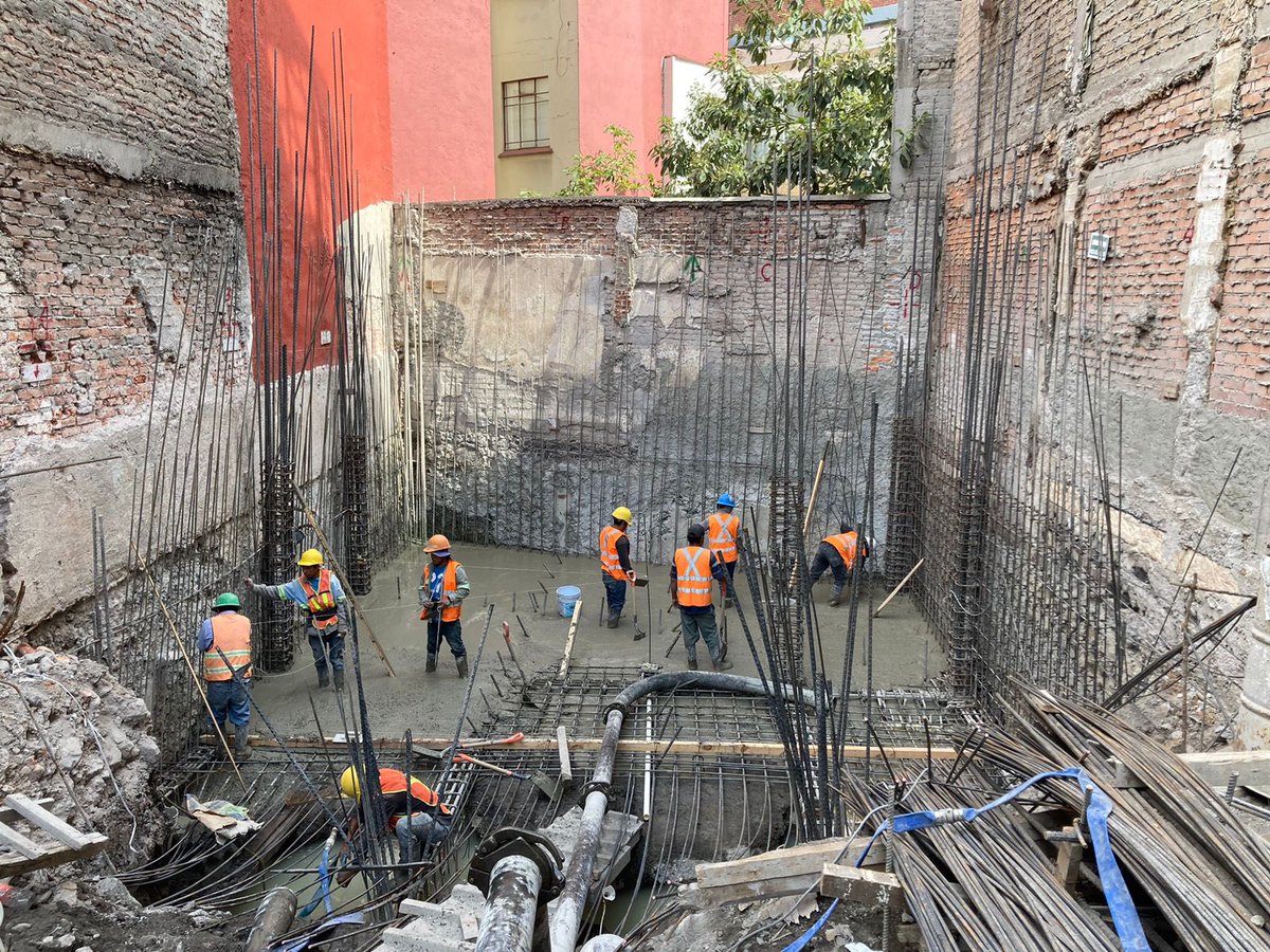 AGS 223
Colado de los primeros ejes. 

#Construcción #arquitectura #WIP