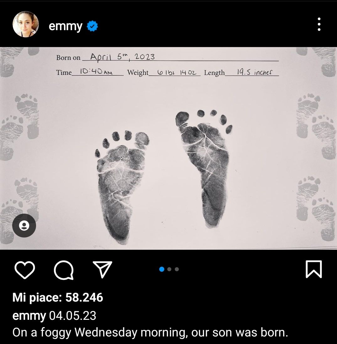 user267899321's tweet photo. no scusate ma #EmmyRossum https://t.co/opZuYyn9hm