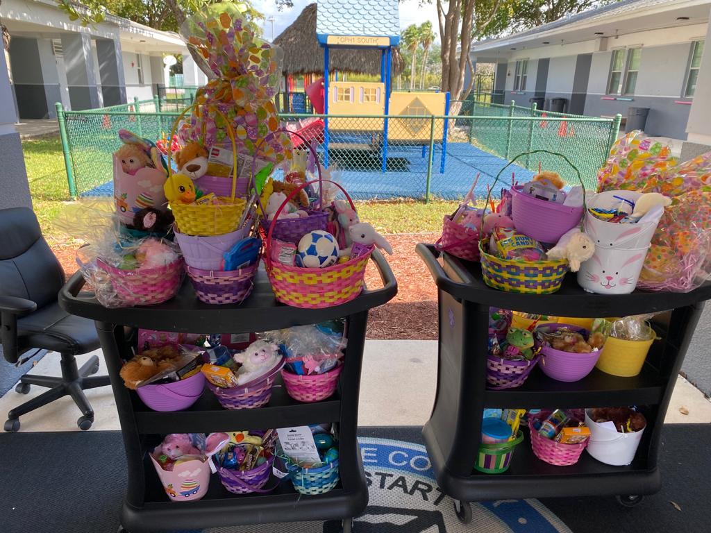 Thank you to <a href="/BraddockBulldog/">G. Holmes Braddock Senior High School</a> for your continued generosity. Your baskets donated and made by your students put many smiles on our students faces.  <a href="/MDCPS/">Miami-Dade Schools</a> <a href="/MDCPS_OECP/">EarlyChildhood MDCPS</a> <a href="/305CAHSD/">Miami-Dade CAHSD</a> <a href="/MDCPSSouth/">South Region Office</a> <a href="/SuptDotres/">Jose L. Dotres, Ed.D.</a>