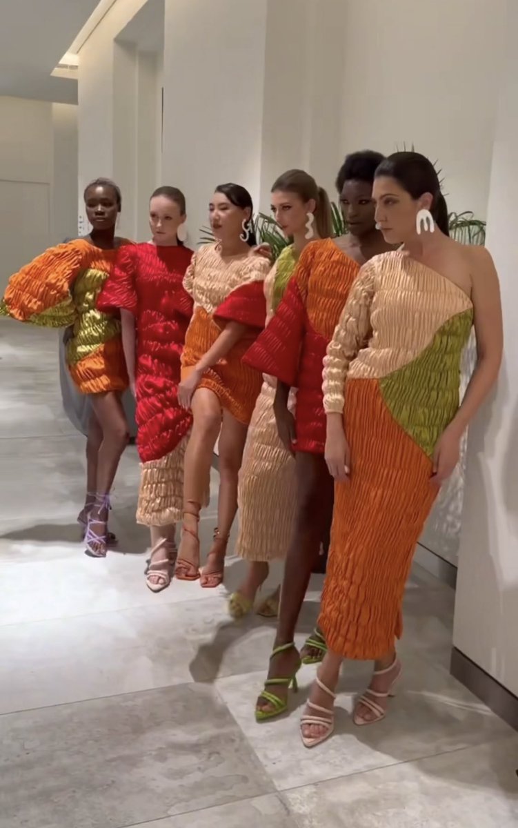 edamgaok's tweet photo. so i collaborated w/my friend &amp; designer Amal Saeed for Emirates Fashion Week. her runway models wore am:pm heels only &amp; the combo was just 😍 https://t.co/rybAJicqMC