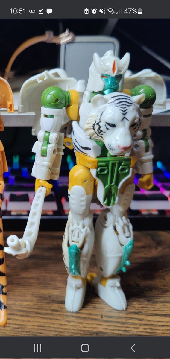 L.W. Barricade tweet media