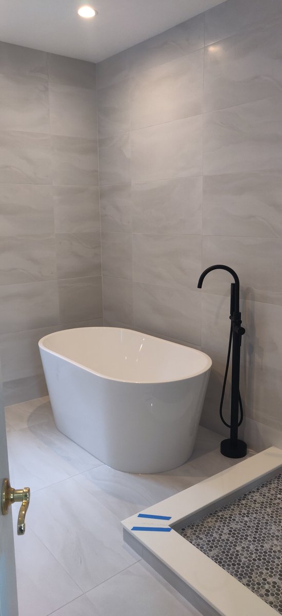 Project completed in less than three weeks. Full bathroom remodel. A customer named us the miracle workers🙏 #Renovation #Bathroomrenovation