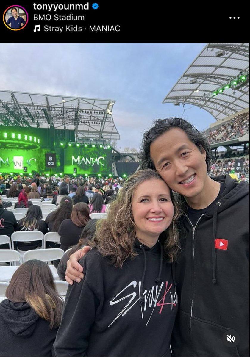 multistanid's tweet photo. Well known plastic surgeon Anthony yuan has attended LA encore concert 
To a comment which asked for his bias 
He replied “maybe bang chan since he is the leader “ https://t.co/I4sPUOBWyv