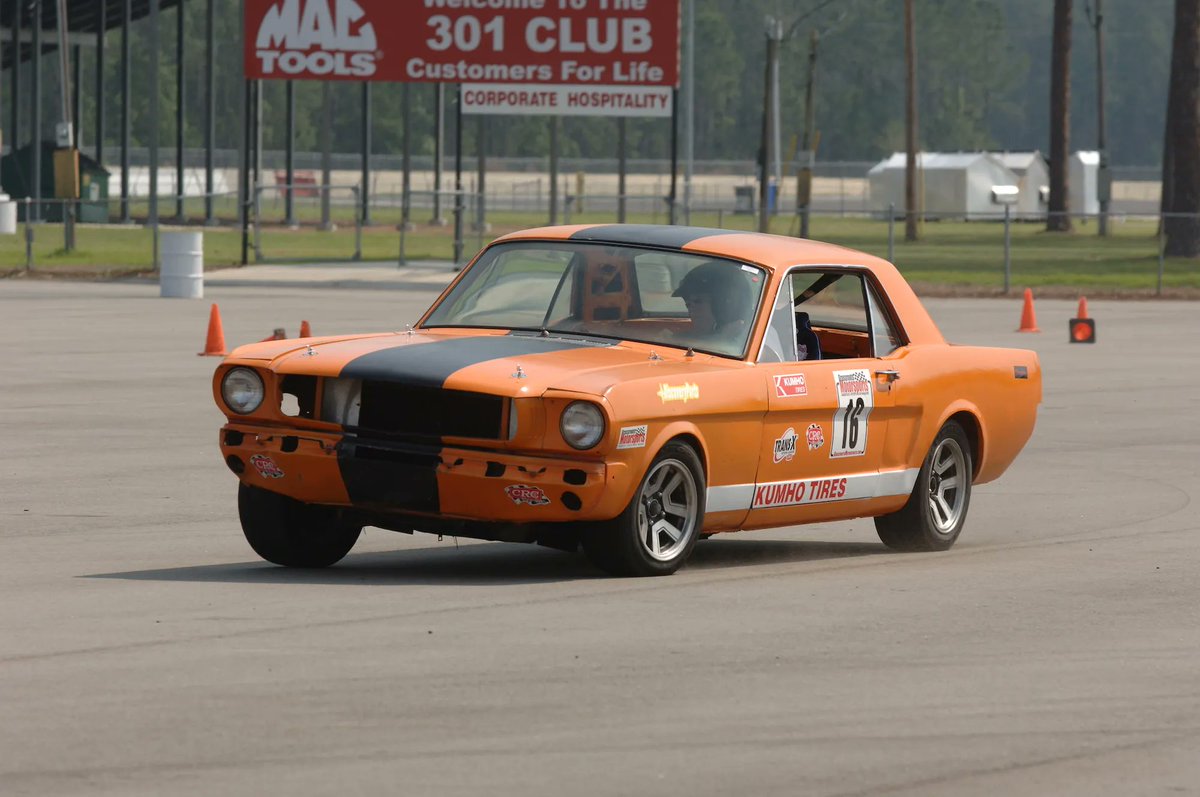 grm_mag's tweet photo. #TBT to the 2005 Grassroots Motorsports $2000 Challenge. Crazy to think how inexpensive some of the cars that competed that year used to be.
📷 Mark Langelo
P.S. Learn more about our $2000 Challenge here: https://t.co/kcyVujvS6o
#2000Challenge #LowBuckRacing https://t.co/jyyfZSMfYp