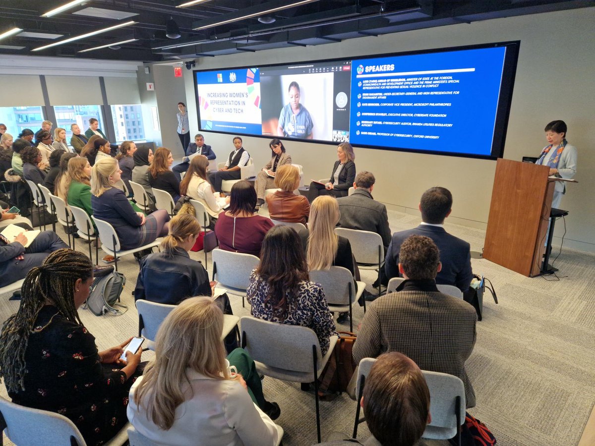 ukomandigihub's tweet image. في #يوم_المرأة_العالمي_2023، حصلت الدكتورة أمل والفاضلة وفاء، الزمالة الخليجية البريطانية للمرأة في #الأمن_السيبراني، على فرصة حضور الدورة 67 للجنة مكانة المرأة التابعة للأمم المتحدة في نيويورك🇺🇸

تحدث المؤتمر عن الابتكار والتعليم في العصر الرقمي وتحقيق المساواة بين الجنسين🇬🇧🇴🇲