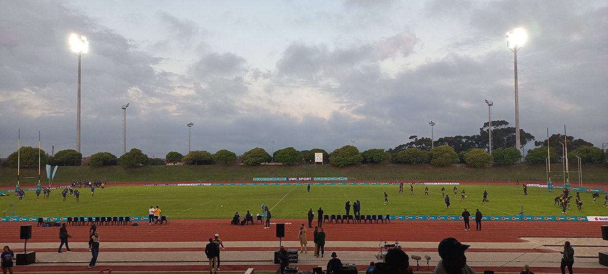 CharlieJ1213's tweet photo. FNB Varsity Shield Rugby Action !!! 💙💛💙 @UWCSport @UWCRugby_ @varsitycup @SuperSportTV @DStv

#FNBVarsityShield #SemiFinal2 #SARugby #RugbyThatRocks #SuperSport #UWCvsUFH https://t.co/PvAix6rAu1