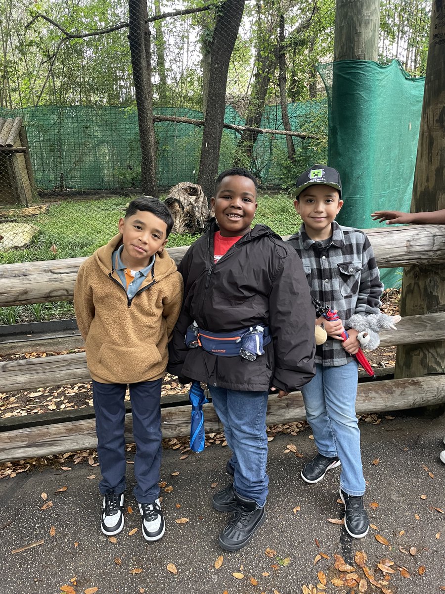 HSAWaco's tweet photo. 2nd Graders enjoyed a day at the Cameron Park Zoo. https://t.co/L2IFhfGSQa