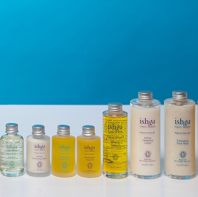 ishgaskincare's tweet photo. Did you know, ishga offers screw cap top refill options for purchasing to reduce plastic waste? ⁠More of our range is now in available in glass packaging, and adding refills as a choice helps to make your skincare even more sustainable ♻️⁠
⁠https://t.co/AB9WPmoTks https://t.co/jWUkRUNRdF
