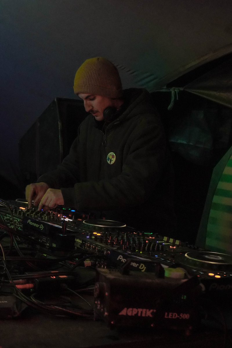 CoalesceNewYear's tweet photo. Dark Vector Space forever leaving us feeling creepy and mysterious. Press play on his Coalesce 2023 set if you want to understand 🔮 https://t.co/xwVm9BGiDZ https://t.co/0HQLr59U5x