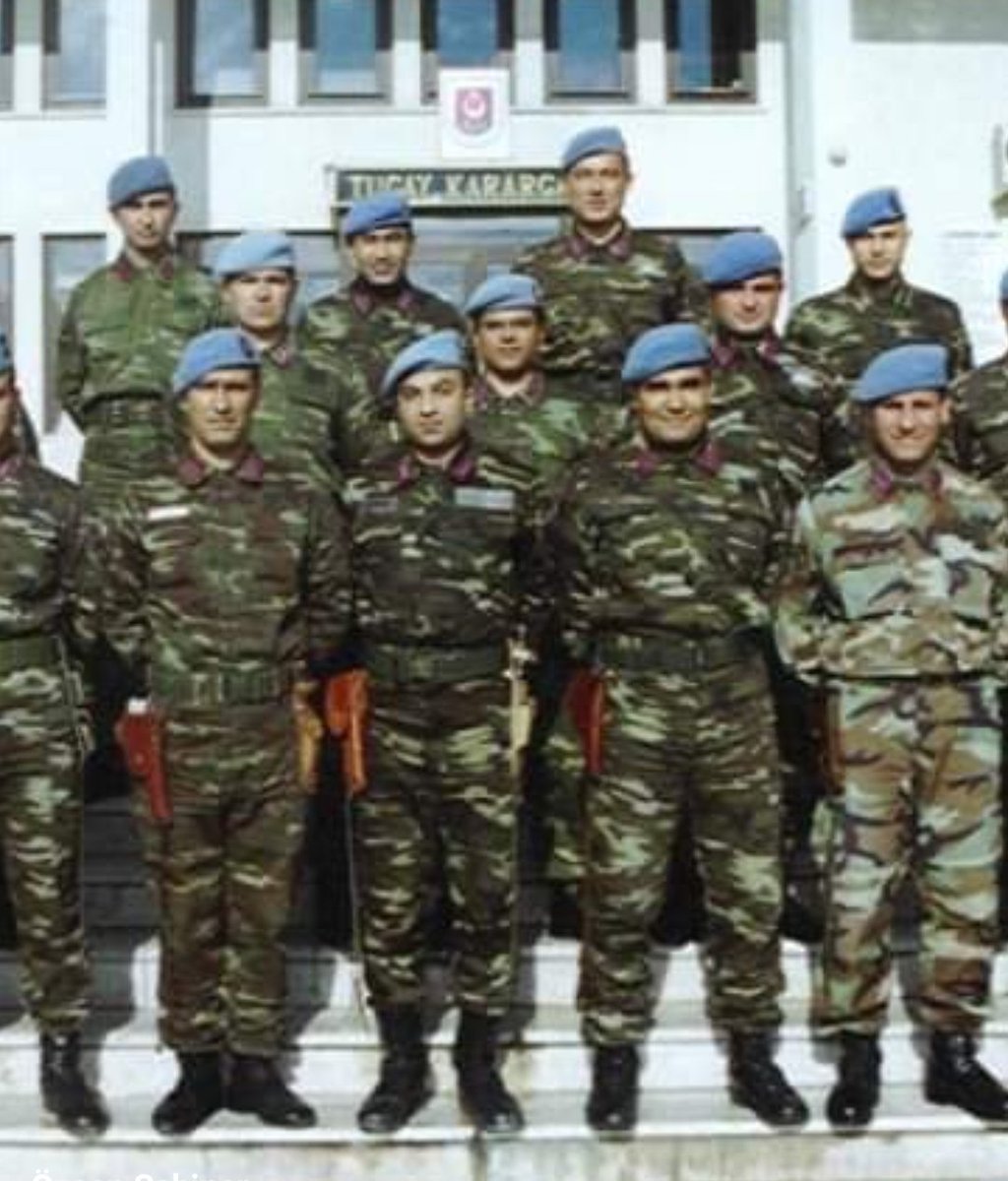 #AstsubayınaSahipÇık

ASTSUBAYLARIN SESİNİ  DUYMADINIZ. TAZMİNAT VE EK GÖSTERGE SORUNLARINI GÖRMEZDEN GELDİNİZ,BİZ'DE SİZİ DUYMAYACAĞIZ

<a href="/RTErdogan/">Recep Tayyip Erdoğan</a> <a href="/tcsavunma/">T.C. Millî Savunma Bakanlığı</a> <a href="/tcbestepe/">T.C. Cumhurbaşkanlığı</a> @yilmaz_ismet58 <a href="/suleymansoylu/">Süleyman Soylu</a> <a href="/kilicdarogluk/">Kemal Kılıçdaroğlu</a> <a href="/meral_aksener/">Meral Akşener</a> <a href="/dbdevletbahceli/">Devlet Bahçeli</a> @FOXhaber <a href="/Haberturk/">Habertürk</a>