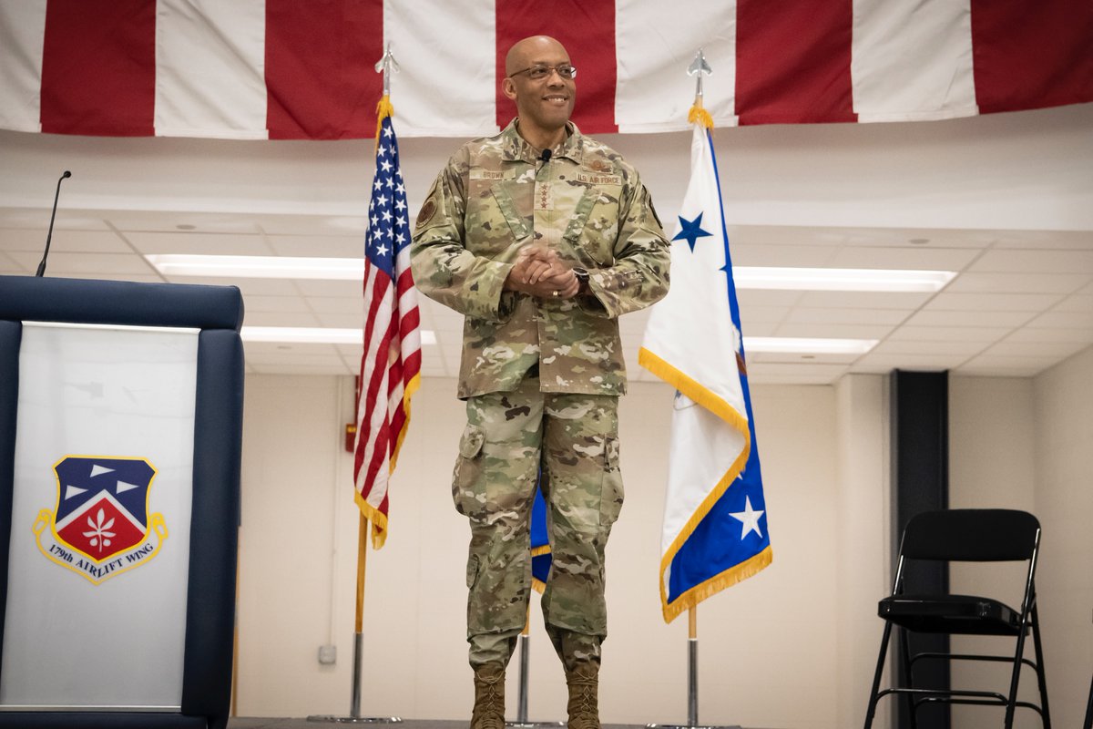179CW's tweet photo. U.S. Air Force Chief of Staff Gen. CQ Brown, Jr., visited the 179th Airlift Wing at Mansfield Lahm Air National Guard Base, Ohio, Apr. 2, 2023. Senior leadership visited with Airmen discussing the historic mission conversion to the Air National Guard's first-ever cyberspace wing. https://t.co/UMYyq21B16