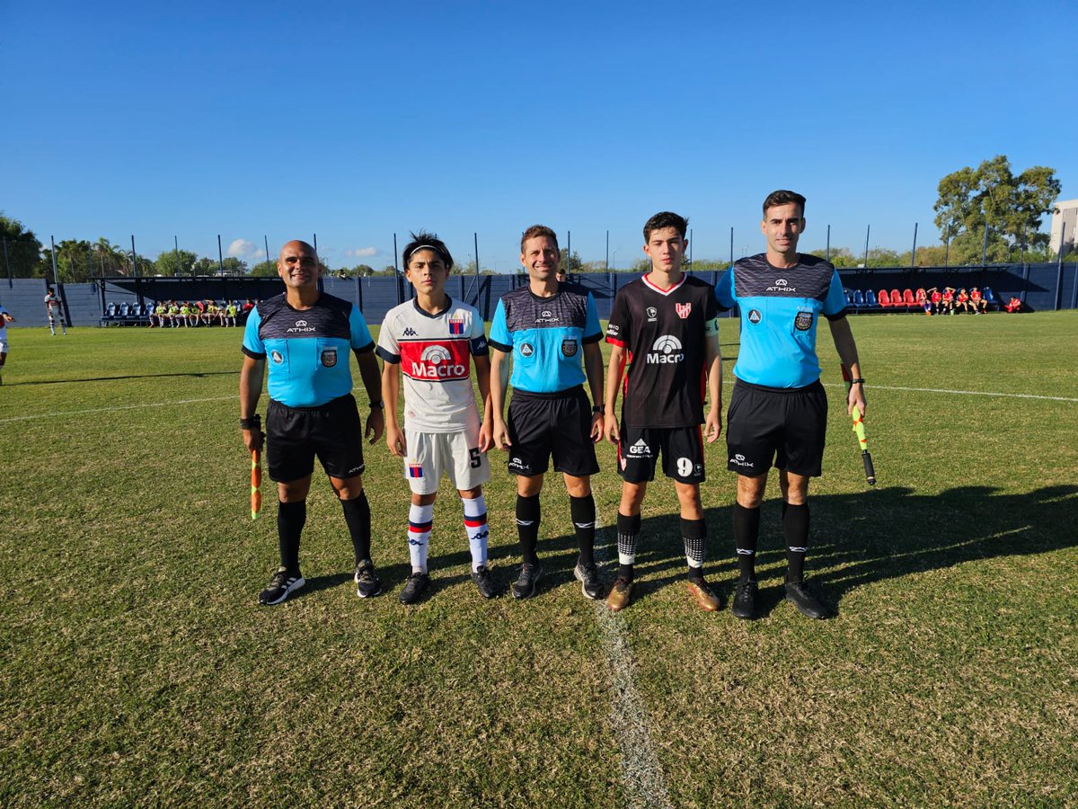 CachorrosTigre's tweet image. #JuvenilesMatadoras | Fotos de la jornada entre Tigre e Instituto. #7ma