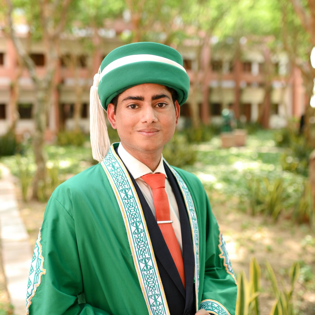 SpieMedtech's tweet photo. Dr. Manzar Abbas founded MedTech to make data science experiences accessible to students. A group of 3 in 2021, today, with his leadership, we are a sustainable community of more than 100 that share the passion to learn, teach and apply data science. 
Thank you &amp; Congratulations! https://t.co/BHch7bA3U8