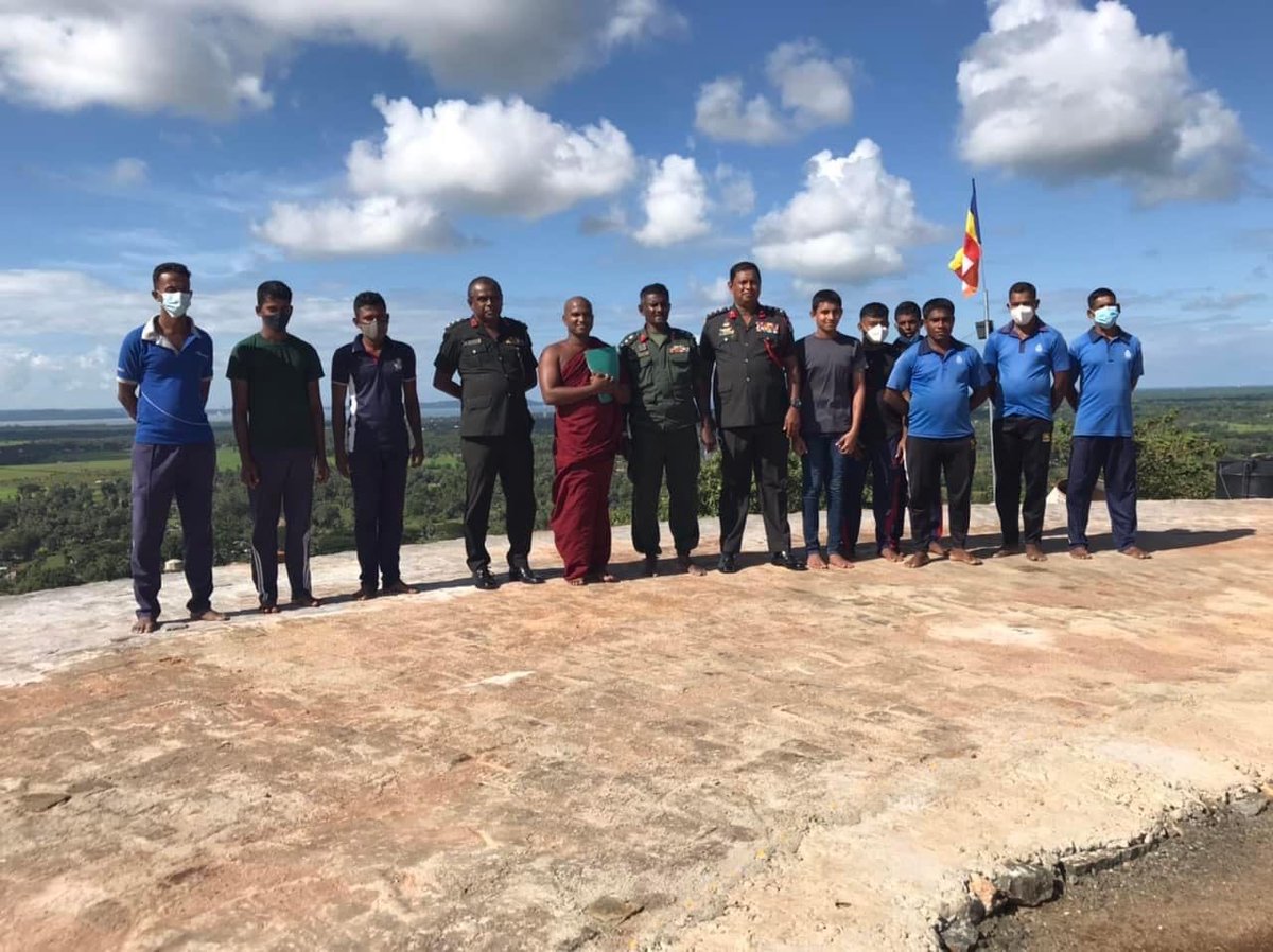 TamilGuardian's tweet photo. Sri Lankan military completing construction of another Buddhist shrine on Tamil temple land in Trinco https://t.co/Ky0ugqkHsG https://t.co/umYteaKF8R