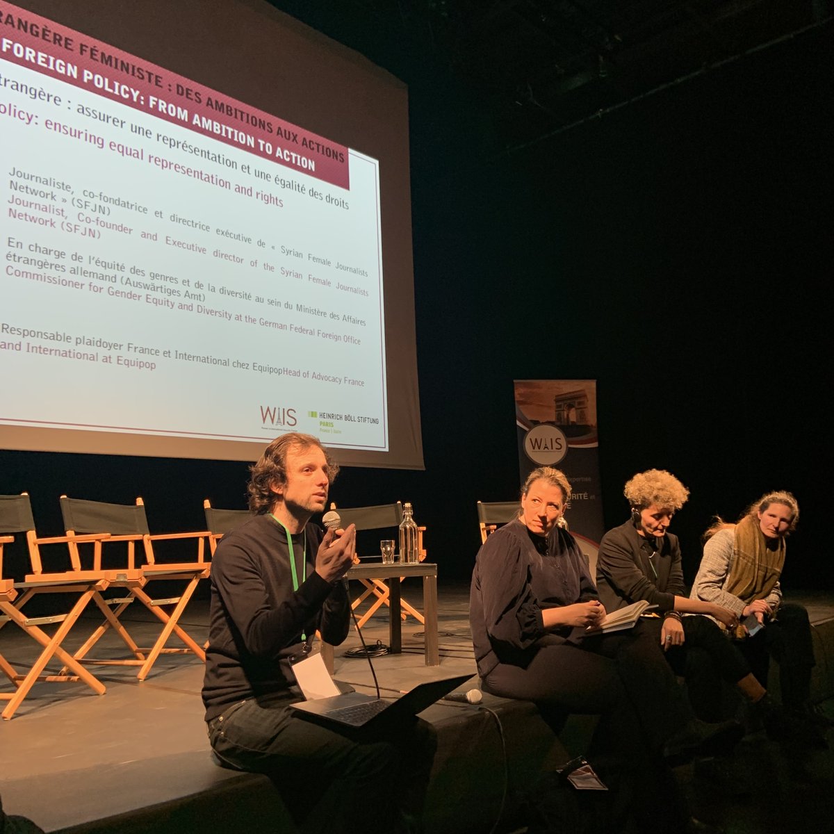 👥🎤Notre Responsable plaidoyer France et International @NicolasRainaud modère l'atelier 'Femmes et politique étrangère : assurer une représentation et une égalité des droits' avec Rula Asad et Kristin Augsburg. @WIISFrance @boell_fr_it #PEFParis2023 #FFPParis2023