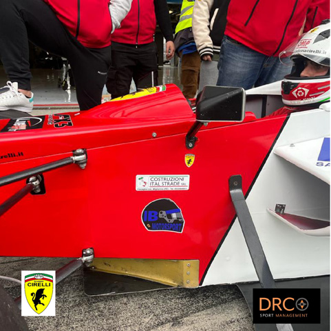 mattiperlecors1's tweet photo. Primo Round del FX RACING WEEKEND non positivo per la Scuderia Cirelli.
https://t.co/JErX3WeJdb
#mattiperlecorse #FXracingweekend #motorsport #automobilismo #motori #cars #race #auto https://t.co/6B36NtwtNR