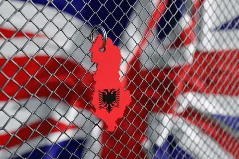 Discover Society tweet media