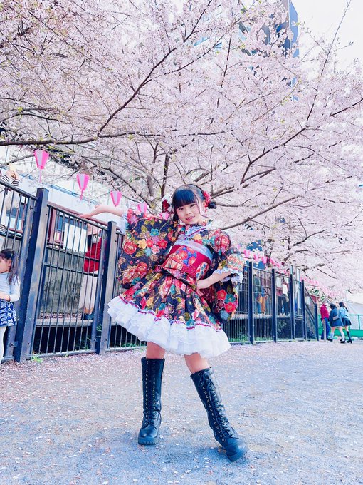 Twitterのコスプレ画像32