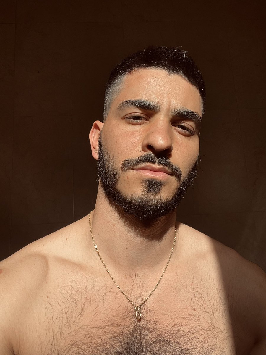 Feverick's tweet photo. Abrimos el OnlyFans de nuevo? 👀 https://t.co/4Mq8hTuVDH