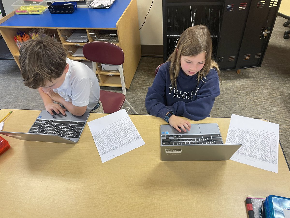 MrScott3rdGrade's tweet photo. Partners help us grow! Students using peer feedback to level up their writing. #trinitylearns https://t.co/w8UzHKvhRY