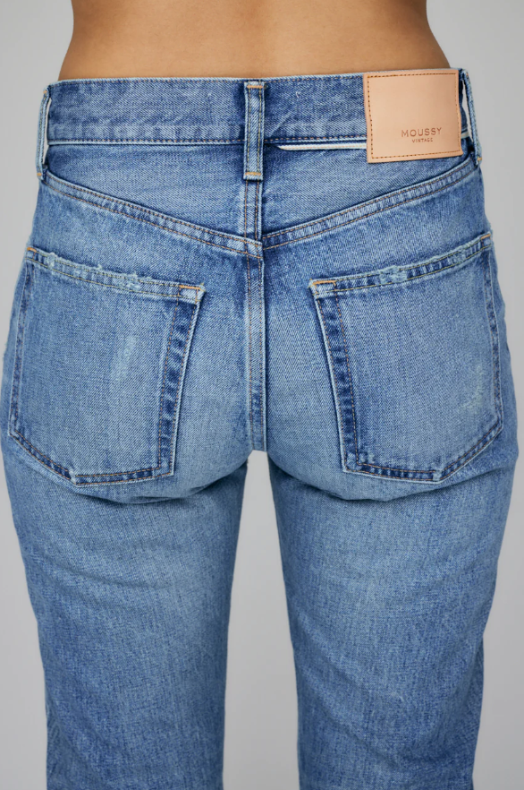 MOUSSYVINTAGE's tweet photo. SAINT CHARLES REMAKE FLARE
Exclusively at MOUSSY VINTAGE

https://t.co/x1H6dSDjVX https://t.co/aTJJ2s72I8