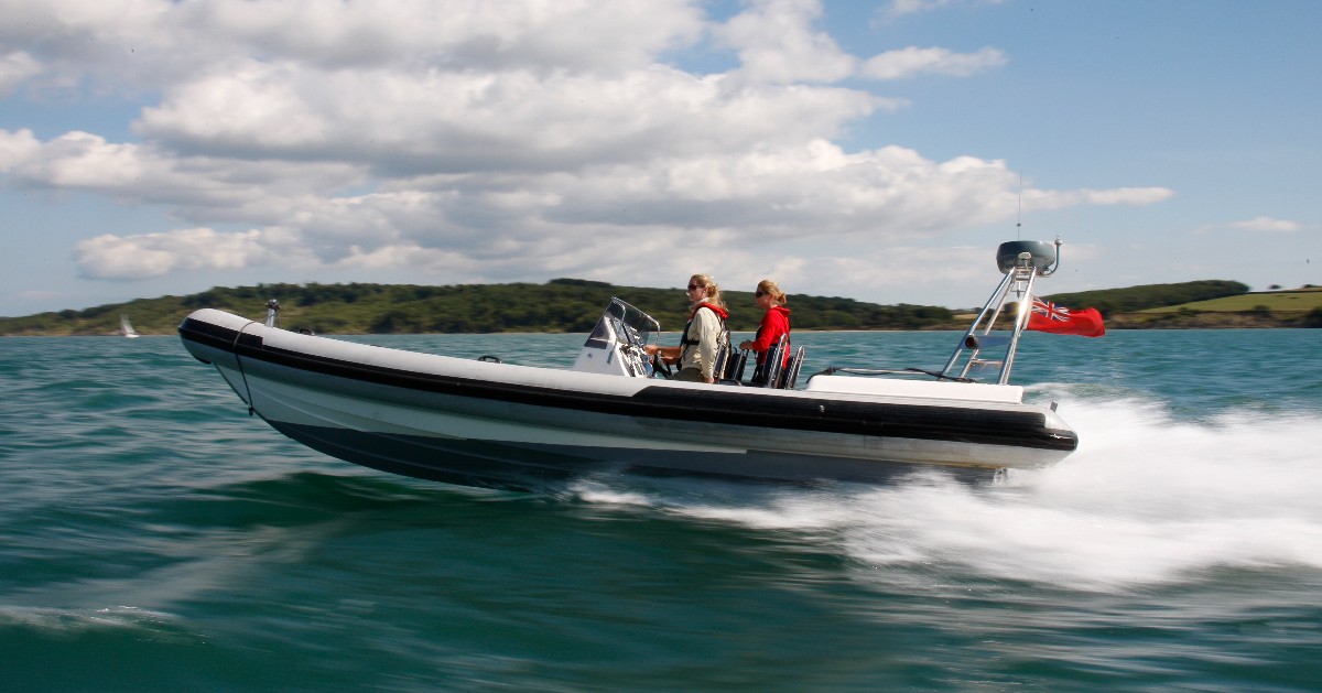 RYA's tweet photo. With more than 100 RYA courses to choose from, you might be wondering where to start.ย
Whether you want to charter a yacht, use a VHF radio or learn a new skill, check out our top training picks to help you enjoy a new season on the water - https://t.co/SPDcoZlmX7
#RYATraining https://t.co/5OCo5kUPLg