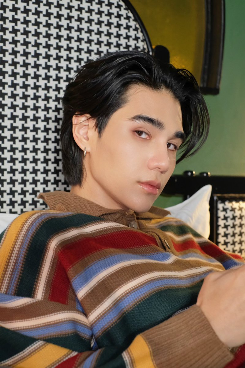 studio_onsaturn's tweet photo. 🪐Well, If you ready…

🔗
Youtube : https://t.co/XwziKNzj40
TIKTOK : https://t.co/HPUgm5S6et 

#JeffxFANDOMLIVE
#jeffsatur https://t.co/A4Z9Sq8LVY