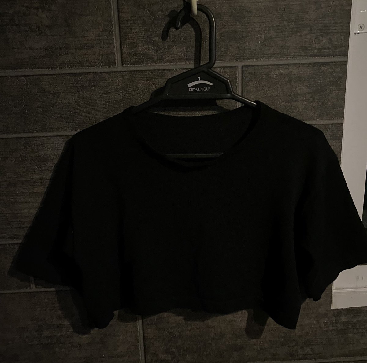 playmirer's tweet photo. เสื้อครอป สีดำ 70฿ 
 📮 40฿ (ไม่บวกเพิ่ม)
#ส่งต่อเสื้อผ้า #เสื้อผ้ามือสอง #ส่งต่อเสื้อผ้ามือสอง #เสื้อผ้ามือสองสภาพดี 
#โล๊ะตู้เสื้อผ้า #เสื้อครอป #ส่งต่อเสื้อผ้ามือ2 #เสื้อผ้ามือ2 https://t.co/R1YS8gY17c