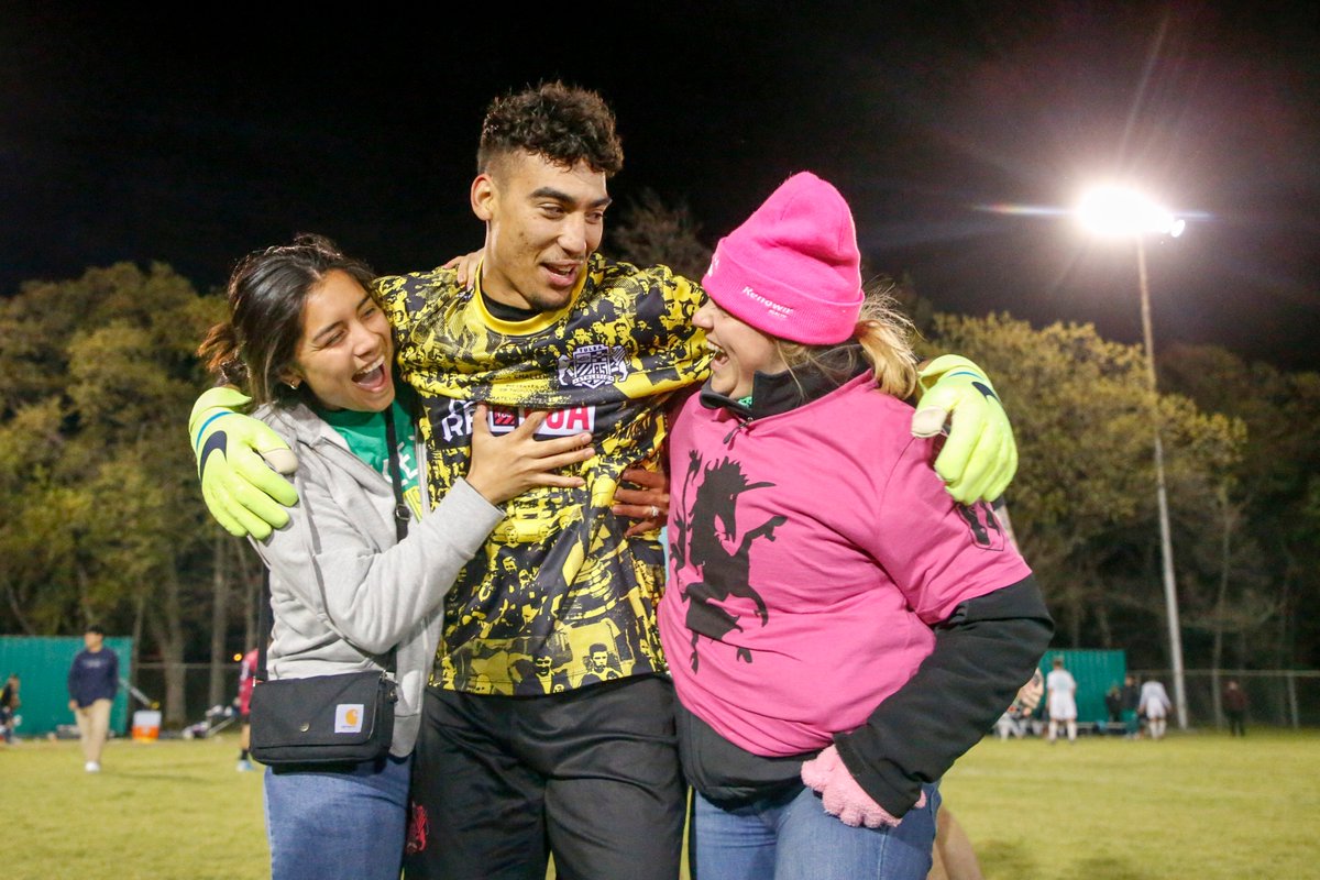 TheStrikerNews's tweet image. 🏆 You gotta show some love to NPSL league team Tulsa Athletic who won a local derby against #USLC side @FCTulsa to progress to the 3rd Round of the cup!

🤯 The biggest cupset of the night at Hicks Park! 

📸 U.S. @opencup