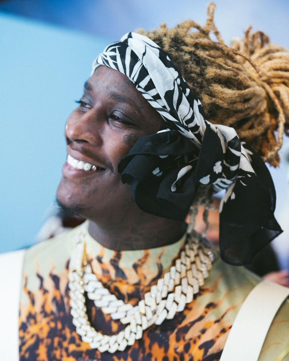 YoungStonerLife's tweet image. The music industry is not the same without Jeff. 
#FreeJeffery