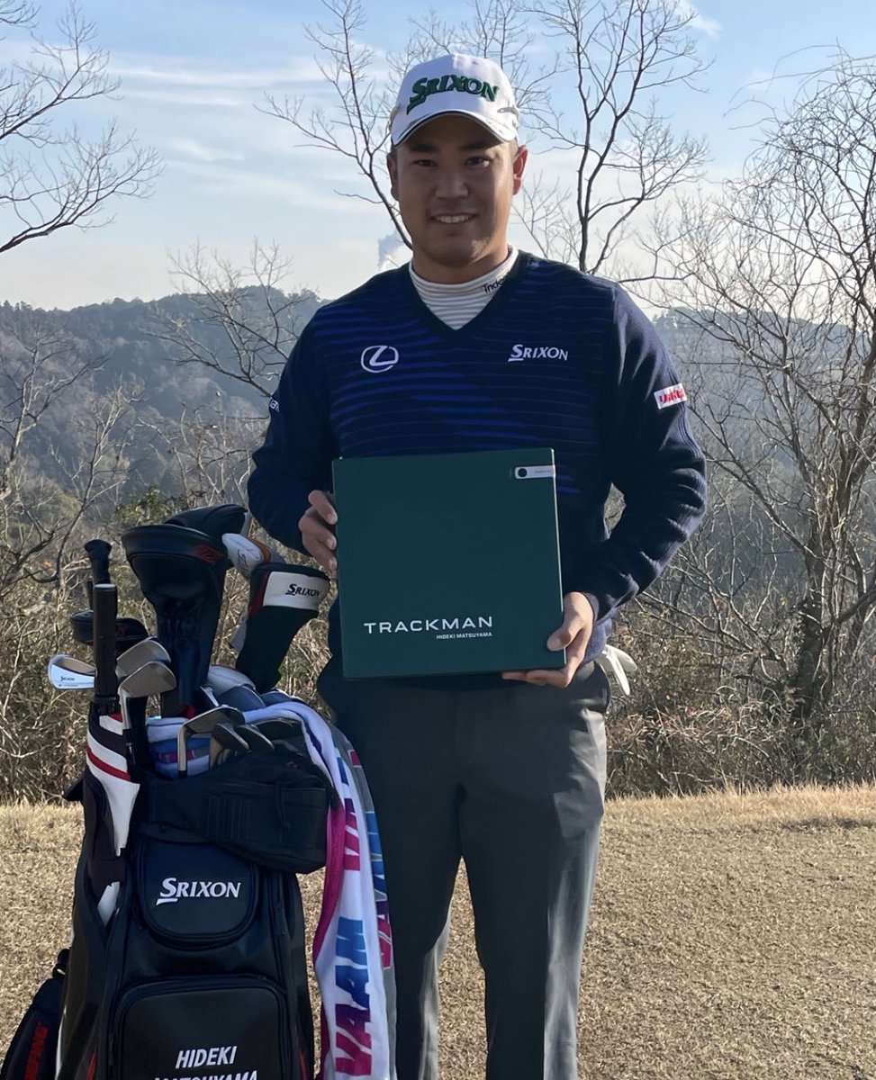 TJHanson97's tweet photo. Hello friends, The Masters is here!
As if slipping on the green jacket wasn’t enough, imagine pairing it with a matching @TrackManGolf 4 😍
Who’s your pick this week? 🤔
#majorseason #usedbythebest #teamtrackman https://t.co/JZzVfAHSTE