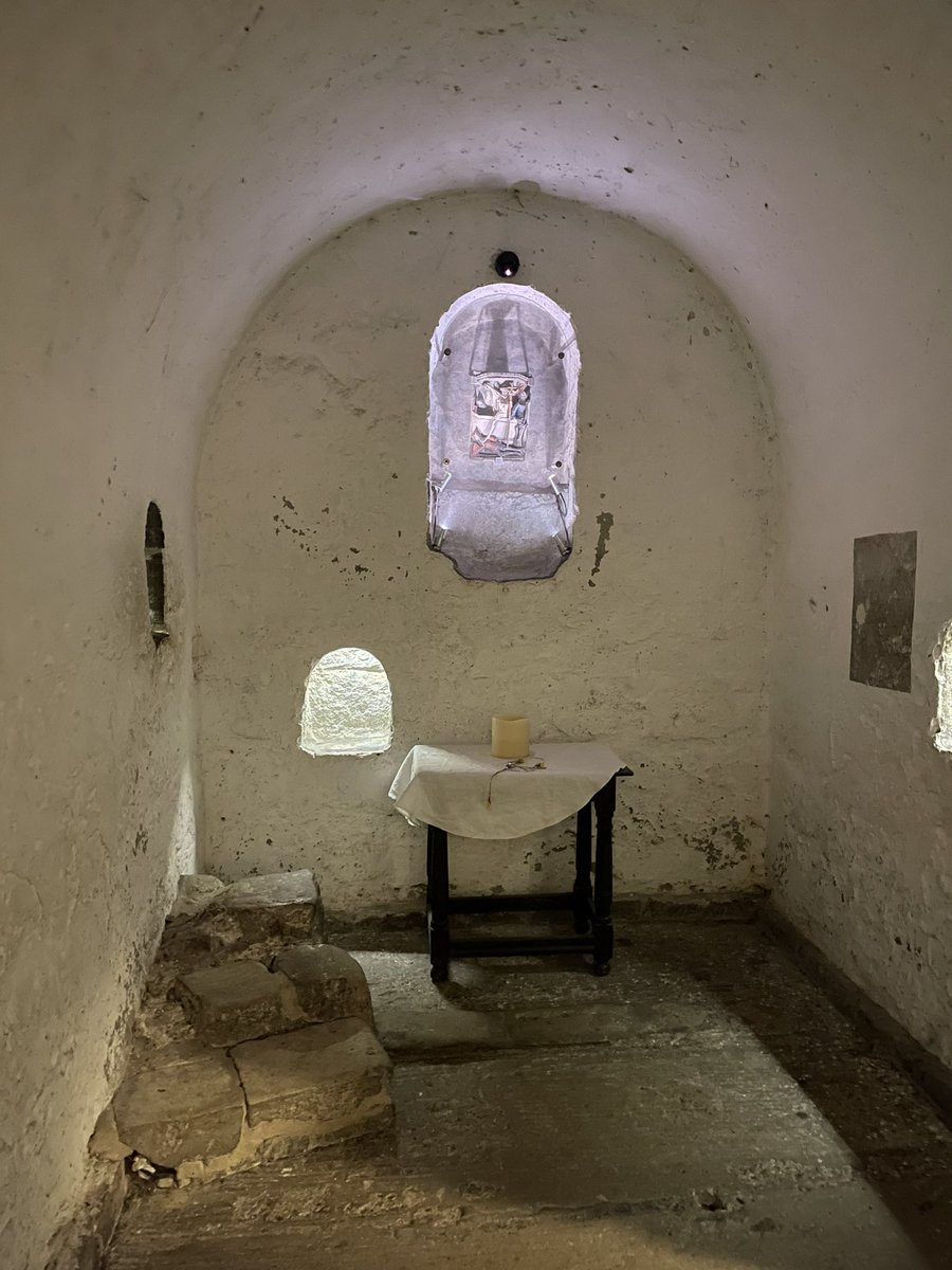 Ripon cathedral and its 7th century crypt.  Bit spooky  tbh.  <a href="/byrchall/">Byrchall High School</a> #Historyallaroundus