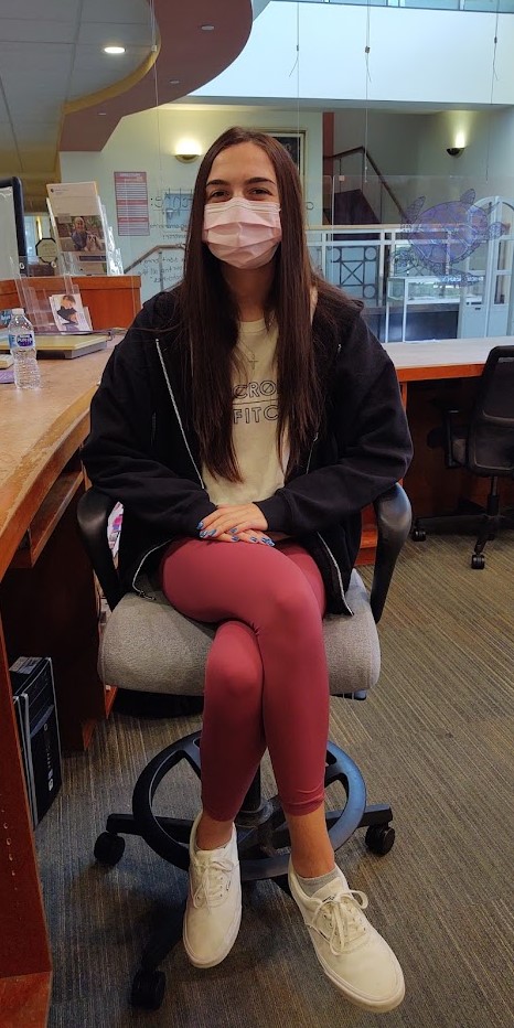 macphaidin_lib's tweet image. We continue to celebrate our student workers during #StudentEmployeeWeek.  We could not have gotten through Covid without our amazing student employees, past and present!  They rocked those face masks!

#WeLoveOurStudentWorkers #LibraryStudentWorkers #MacphaidinLibrary