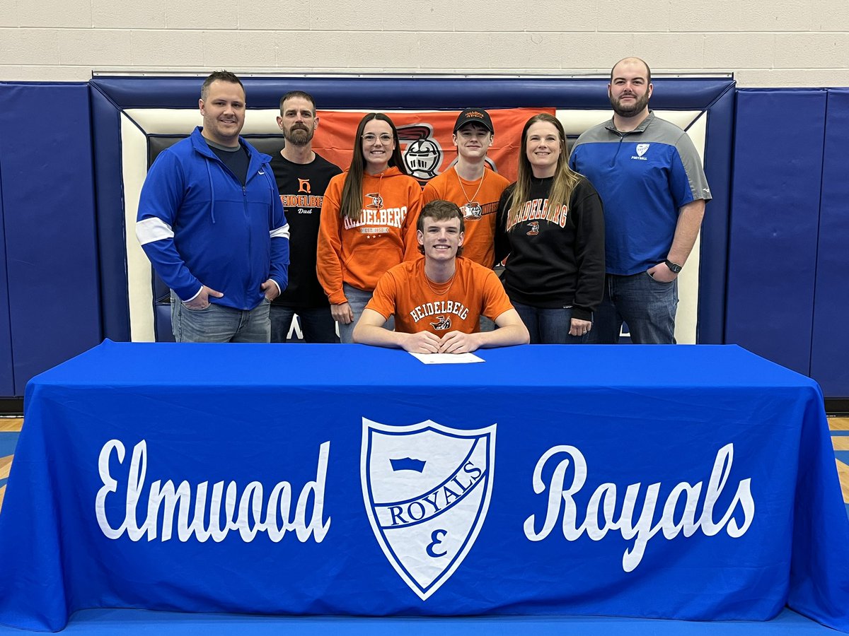 ElmwoodRoyals's tweet photo. Congratulations Mason Mossbarger on signing to play Football and continuing your education at Heidelberg University! #goroyals #WeAreElmwood #ElmwoodTough @ElmwoodFootball @BergFootball https://t.co/CAF2sqUvp7