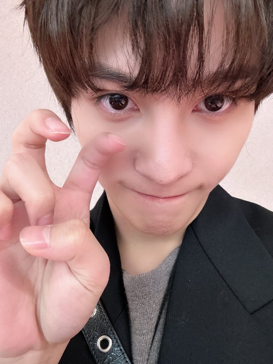 archiveyy's tweet image. 230406 #YANGYANG 🫧

[10:19PM KST]