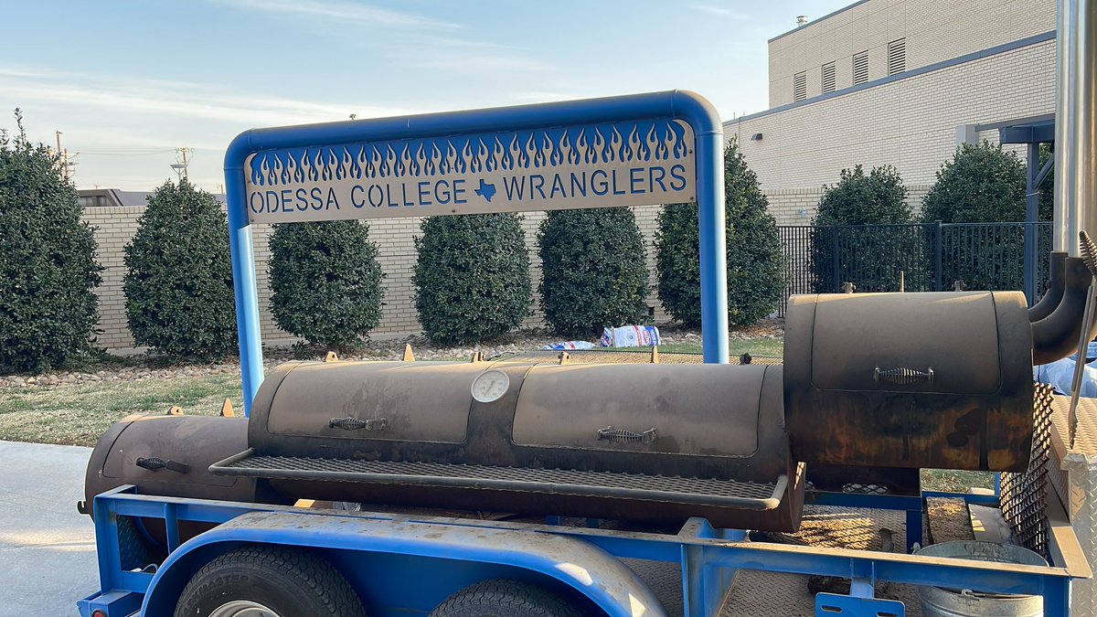 Timothy_L_Clark's tweet photo. Good morning to our Newest @OdessaCollege Wranglers welcome to the Pathway to Promise @EcisdL @Permian_GoMOJO @BigRedBronchos @newtechodessa we are here FOR you. #GrillTeam https://t.co/6HTE1CxbFX