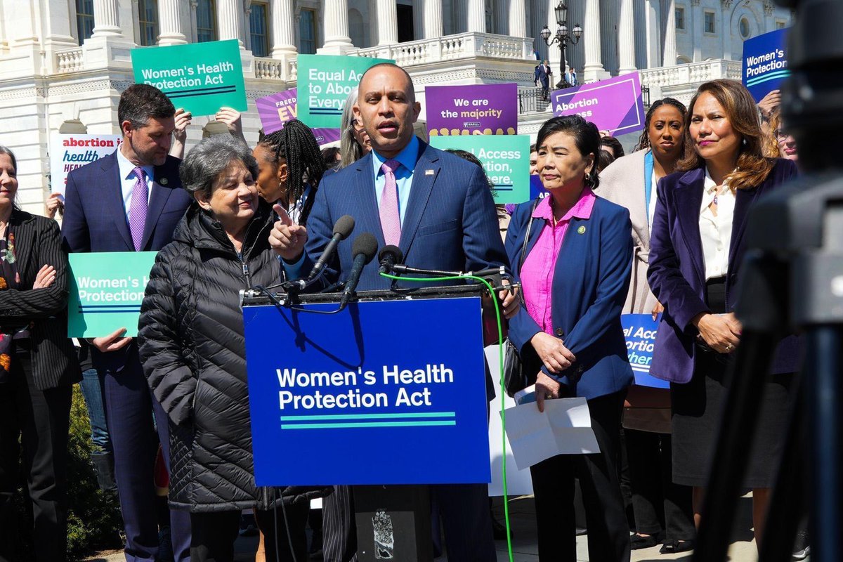 RepJeffries's tweet photo. We support a woman’s freedom to make her own reproductive healthcare decisions. 

Extreme MAGA Republicans want to criminalize abortion care and impose a nationwide ban. 

They must be stopped. https://t.co/9gXximV8Qd