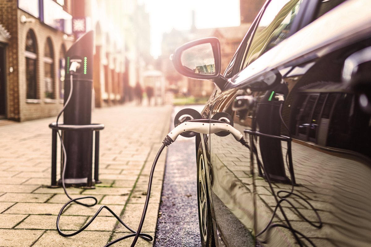 totalcarcheck's tweet photo. Our latest blog explains how car buyers might benefit from new Government Net Zero plans.

Happy Easter and Ramadan!

https://t.co/ABGsWWWM8f
#EVs #carbuyers #electricvehicles #usedcars https://t.co/xuT4JLNOqp