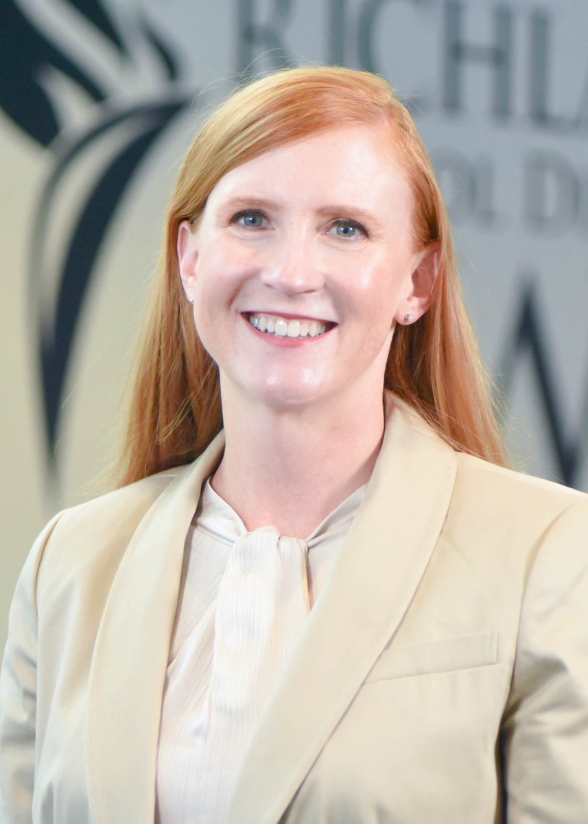 cvegabennett's tweet image. Shouting Happy Assistant Principals’ Week to @WhisenantEDU! She’s a joyful servant, problem solver, organized, graceful AND grateful. 💗 I am fortunate to learn with &amp;amp; FROM her everyday. Thank you for being an AMAZING Co-Pilot, helping @RTEFlightStatus soar! #APweek23 #RTEsoars