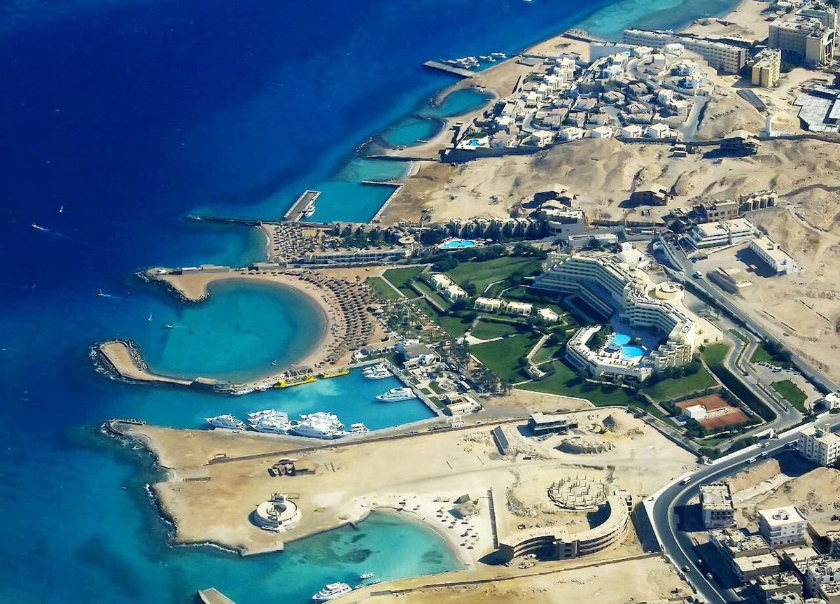 tour_tomy's tweet photo. What about spending your vacation in the Egyptian city of Hurghada? 🤔

It is the perfect decision as it is a unique summer destination 😉❤️

Know more about Hurghada trip here with Tomy tour

https://t.co/wcU0dp7Flq

#Tomy_tour #trips #Hurghada #Egypt https://t.co/jfAywRBD2S