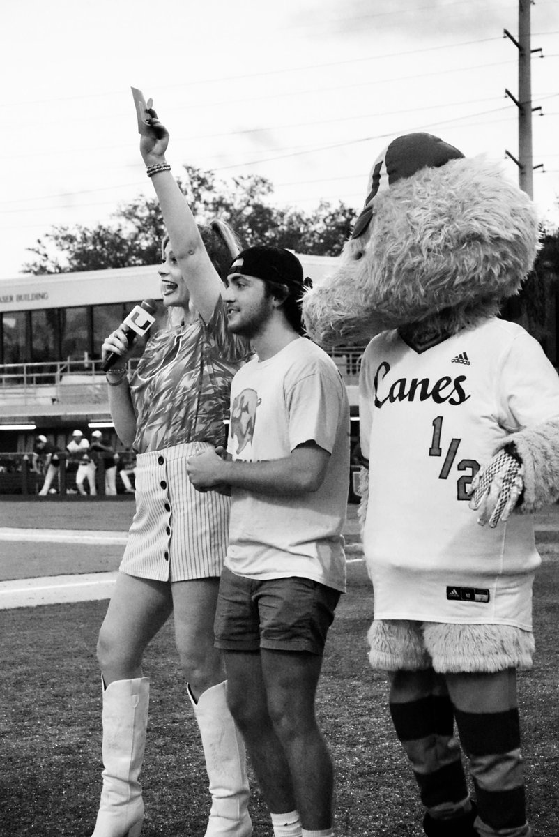 CameronDobbs's tweet image. That's a wrap on an undefeated homestand for the Hurricanes! @CanesBaseball beat FIU, FSU, and UCF before hitting the road again for two weeks. See you all back in Coral Gables on April 18th for more Mark Light Magic! 
#onairhost #ingamehost #inarenahost #sportsreporter