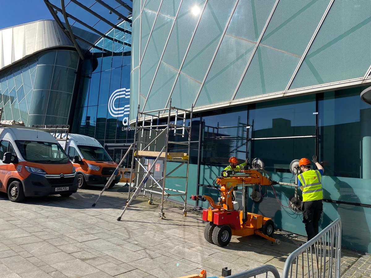 Bootle Glass tweet media