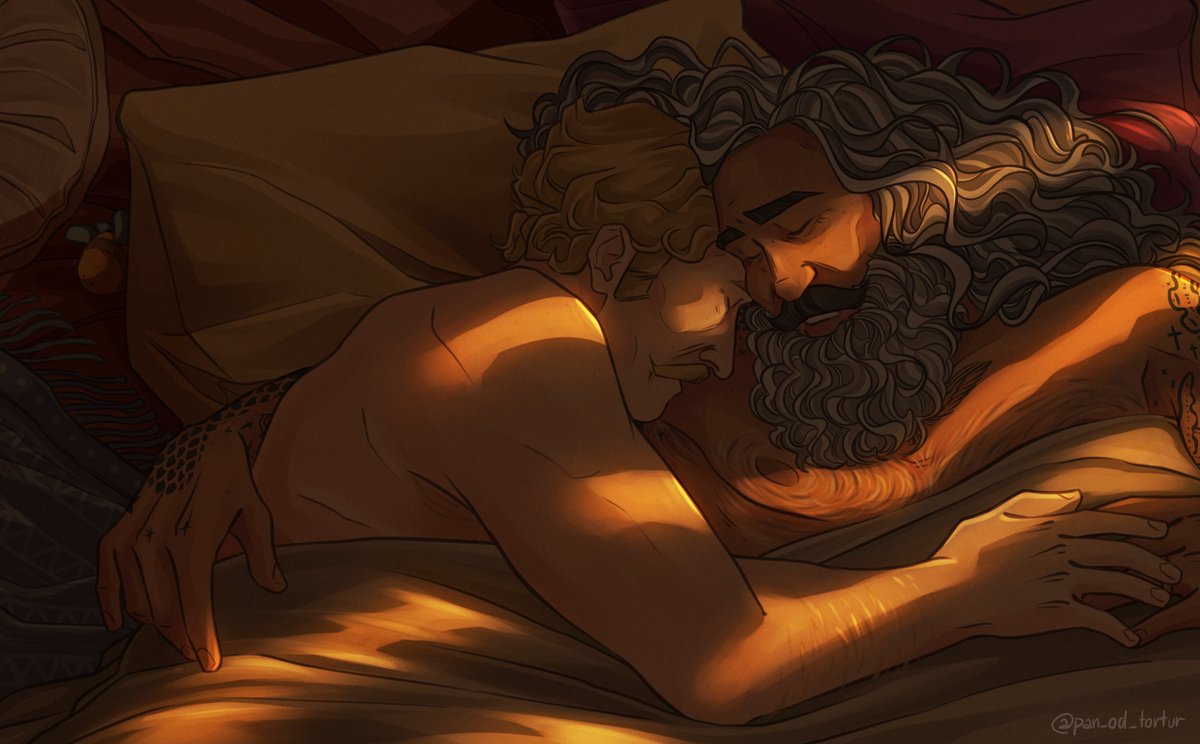 pan_od_tortur's tweet image. they have a little nightguard 🐝