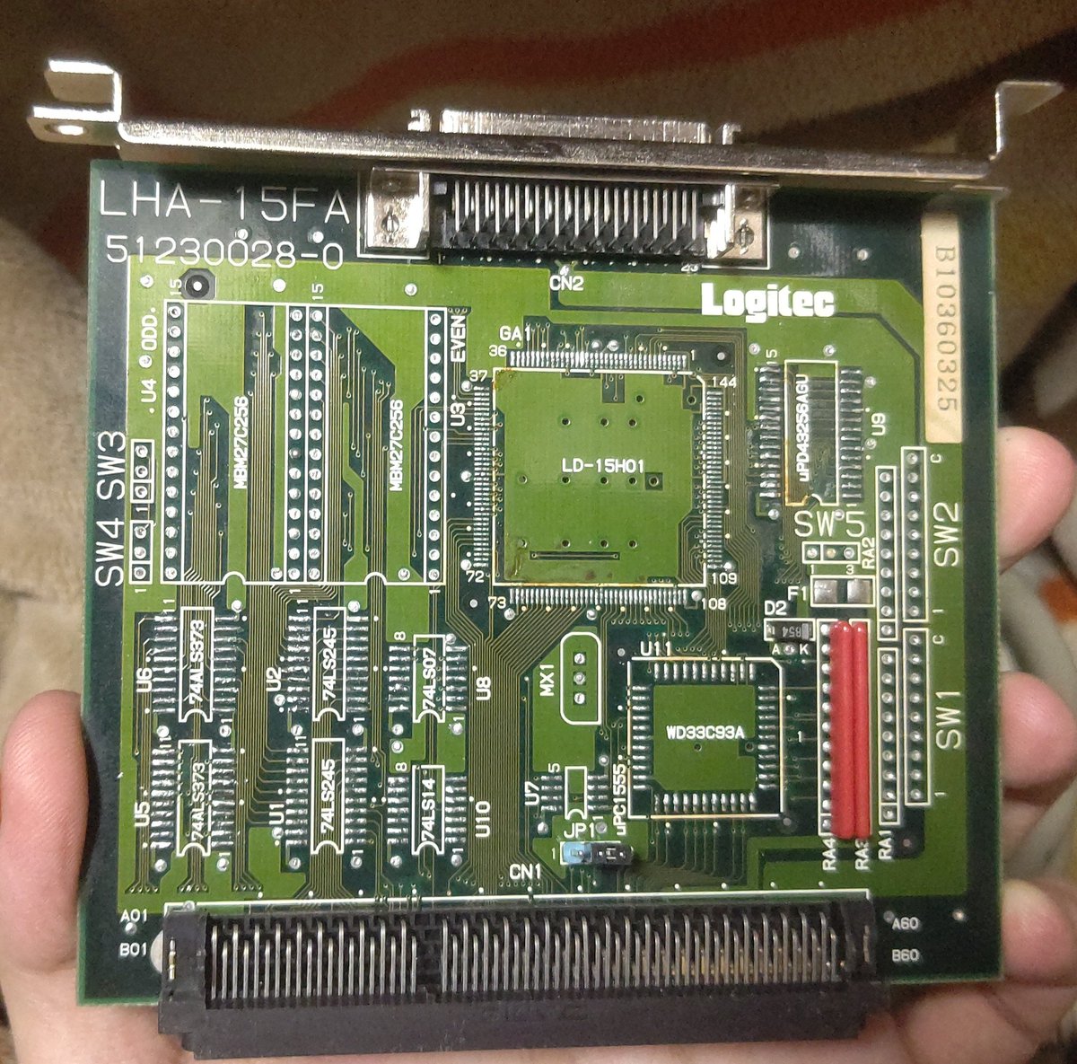 PC98 LHA-15FA（縦SCSIボード）をヒートガンで部品取り。 コンデンサや