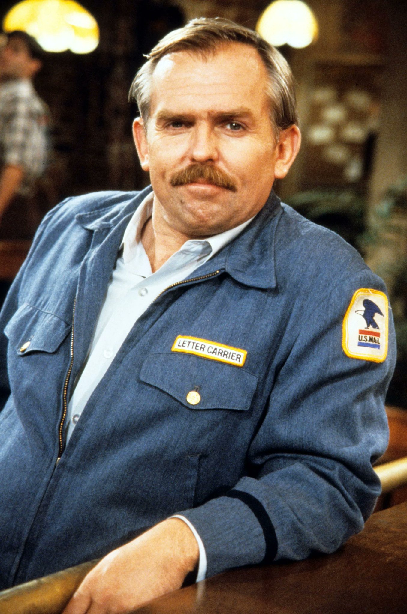 A very happy 76th birthday to John Ratzenberger. Pictured here as Cliff Clavin in Cheers, c.1986. 