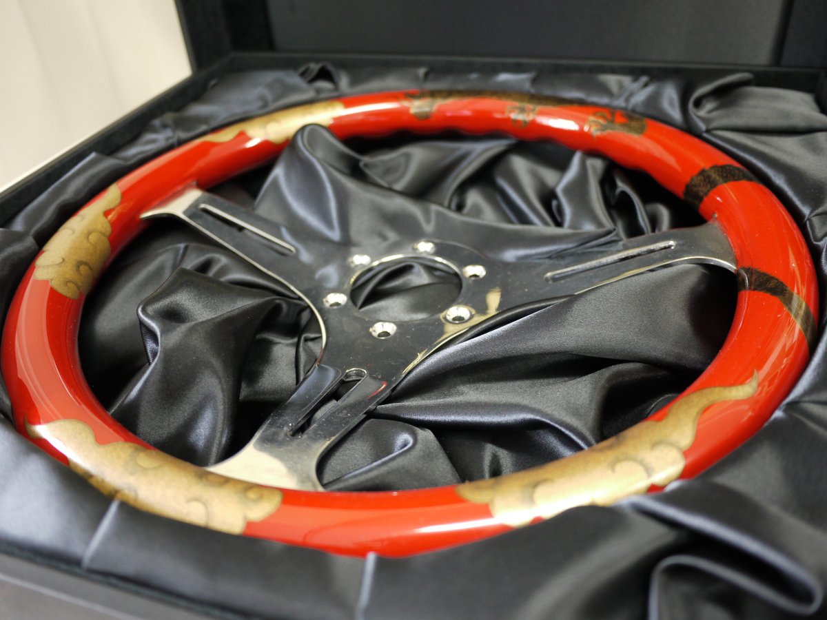 Makie Urushi Steering Wheel   Now on auction #NFT 
platform.wise.art/product/makie-…
 #NFT #ETH #wiseart #auction #car #steering #art #JAPAN #motor #carlove