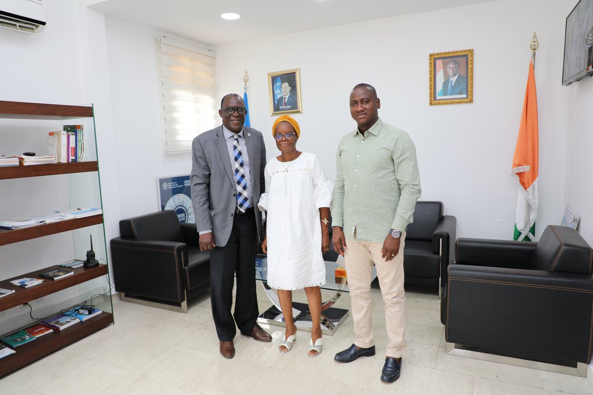 La <a href="/FondationMS/">Fondation Magic System</a> sollicite l'appui technique de la <a href="/FAO/">Food and Agriculture Organization</a> dans le cadre de la 15 édition édition du #FEMUA qui a pour thème: #Sécuritéalimentaire et #agriculturedurable. Le DE de ladite fondation a eu une rencontre à cet effet avec <a href="/attaherm/">Attaher Maiga</a>, Représentant de la FAO CI
<a href="/asalfomagic/">A'Salfo - Magic System🇨🇮</a>