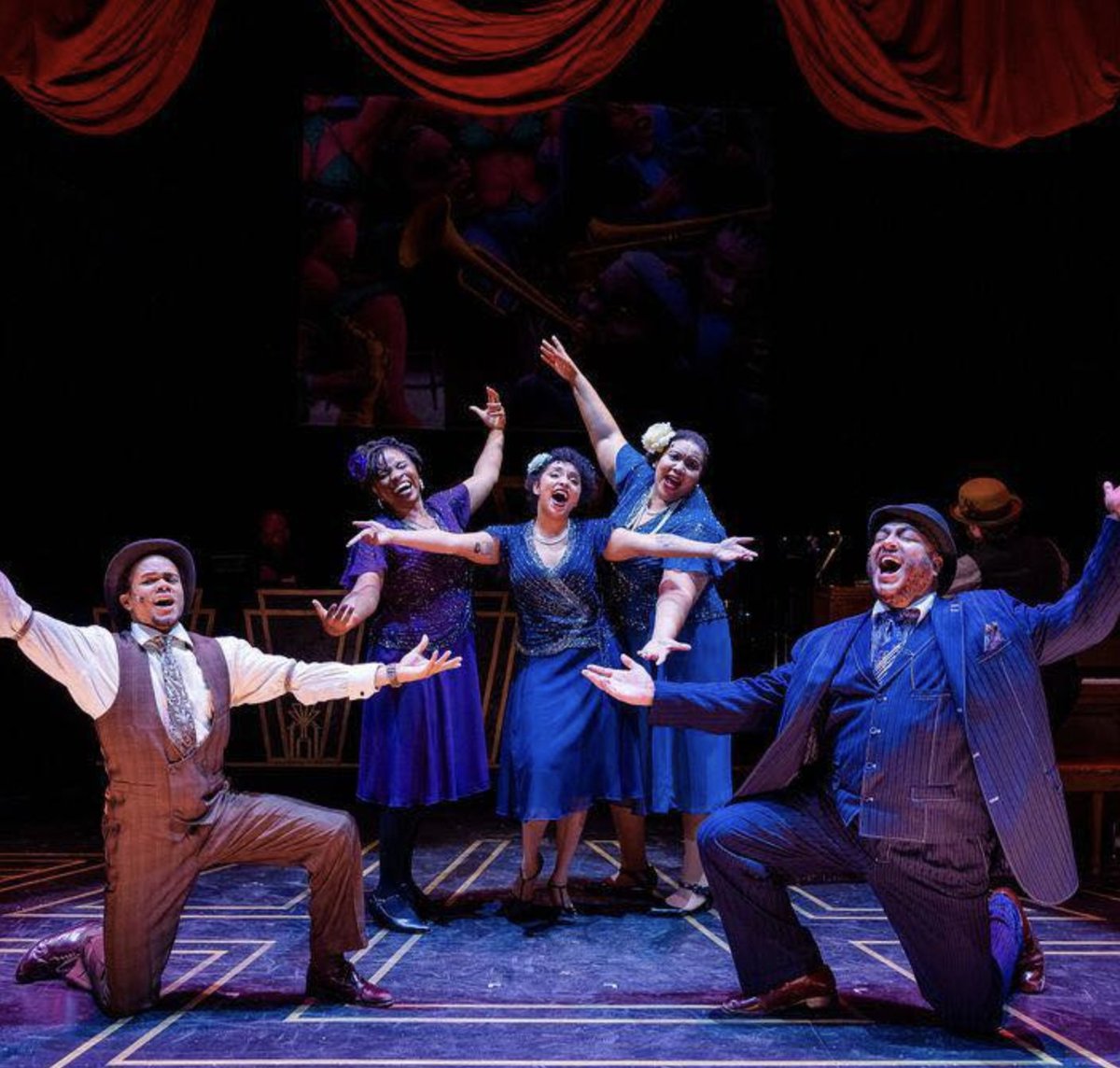 GBStageCompany's tweet photo. Greater Boston Stage Company received a record-breaking 17 NOMINATIONS for the 2023 @nortonawards! 

AIN'T MISBEHAVIN' w/ @frontporcharts @CentSqTheater - 10 noms!
LITTLE WOMEN - 2 noms
LEGEND OF SLEEPY HOLLOW - 5 noms!
 
Congratulations to the artists who were nominated! https://t.co/cPT0RHcF0U
