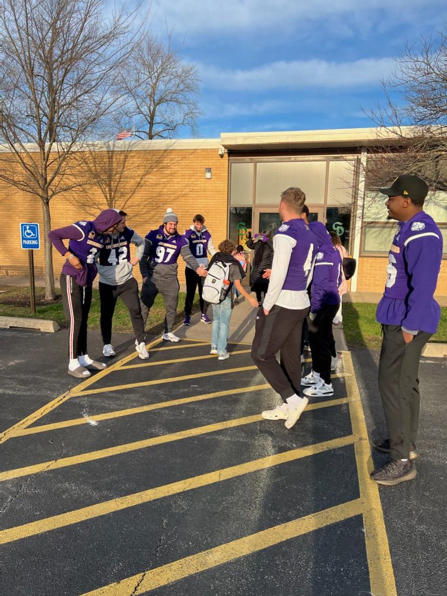 WIUFootball's tweet photo. Stopped by St. Paul's this morning to greet some new friends as they start their day. https://t.co/YJmNovvlh8