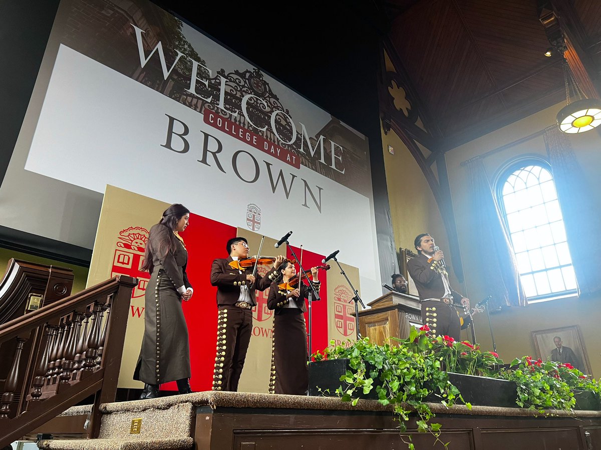 RIDeptEd's tweet photo. Commissioner @AInfanteGreen had a great morning speaking with students and educators at @BrownUniversity’s College Day! 350+ students from @pvdschools, @CFSchoolsRI, and @PSDRI_Schools will spend all day exploring opportunities. @AnnenbergInst https://t.co/HwlGrxqKrB